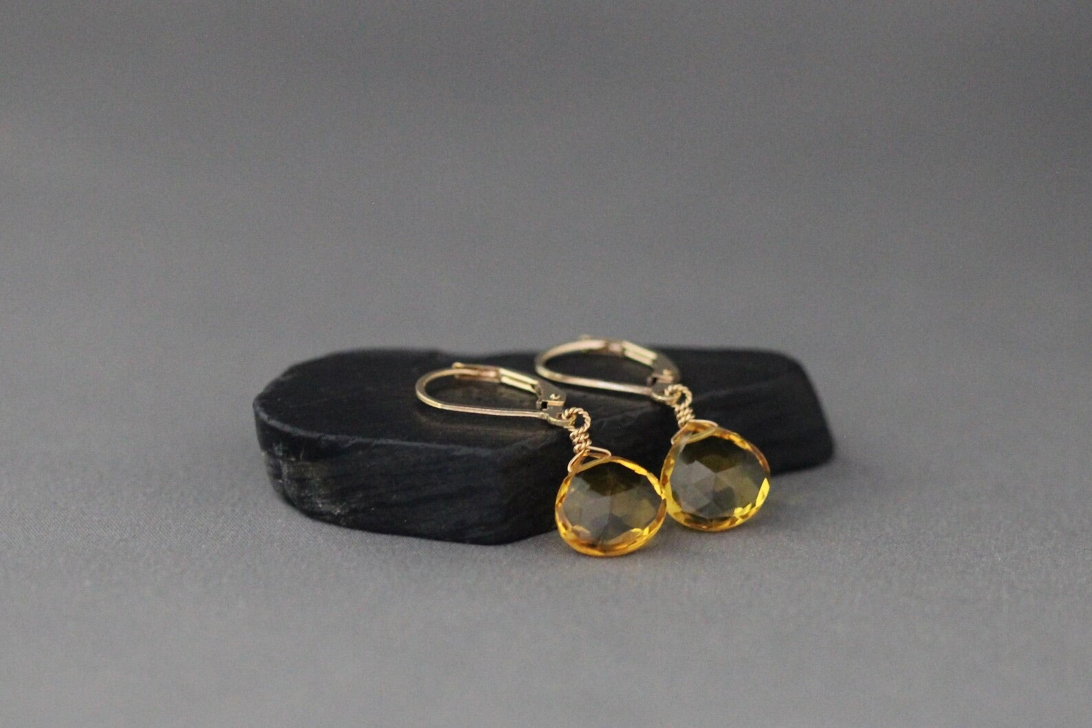 Yellow Citrine Quartz Teardrop Earrings on Gold Leverbacks