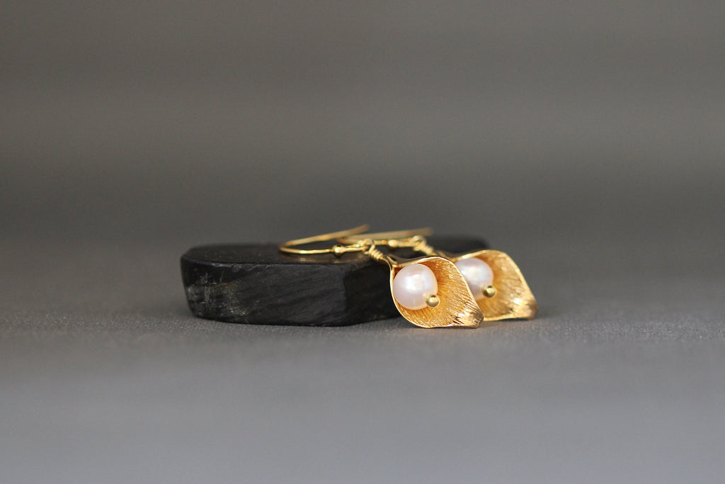 White Freshwater Pearl and Gold Calla Lily Earrings