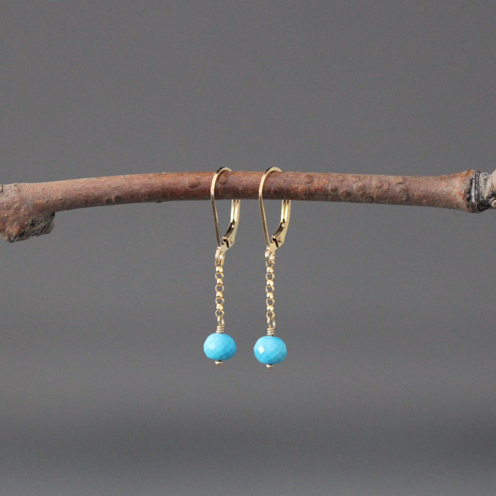 Graduated Blue Turquoise Jewelry Set on 14k Gold Filled Chain