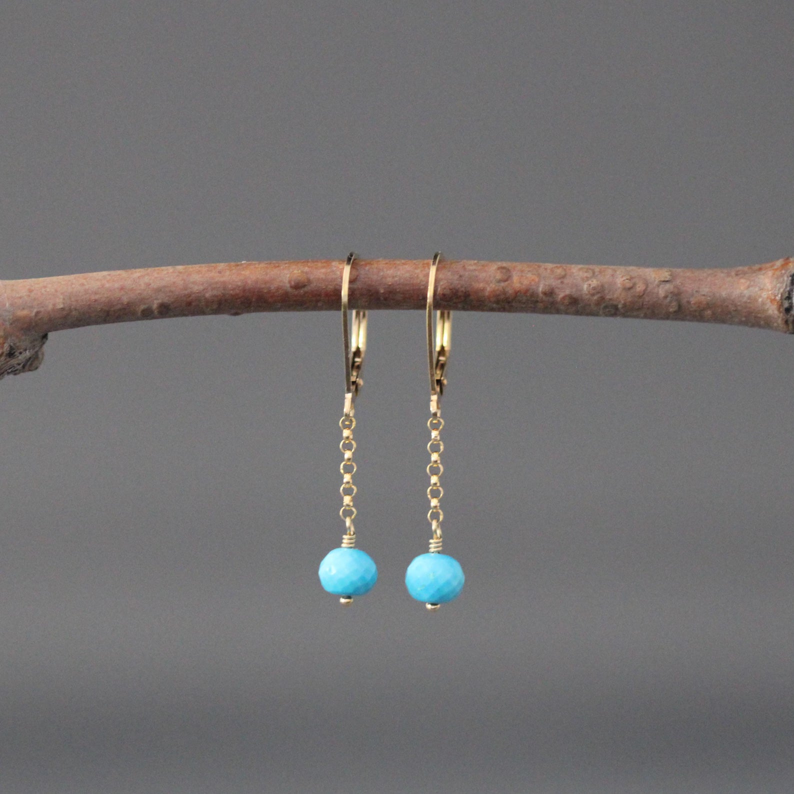 Graduated Blue Turquoise Jewelry Set on 14k Gold Filled Chain