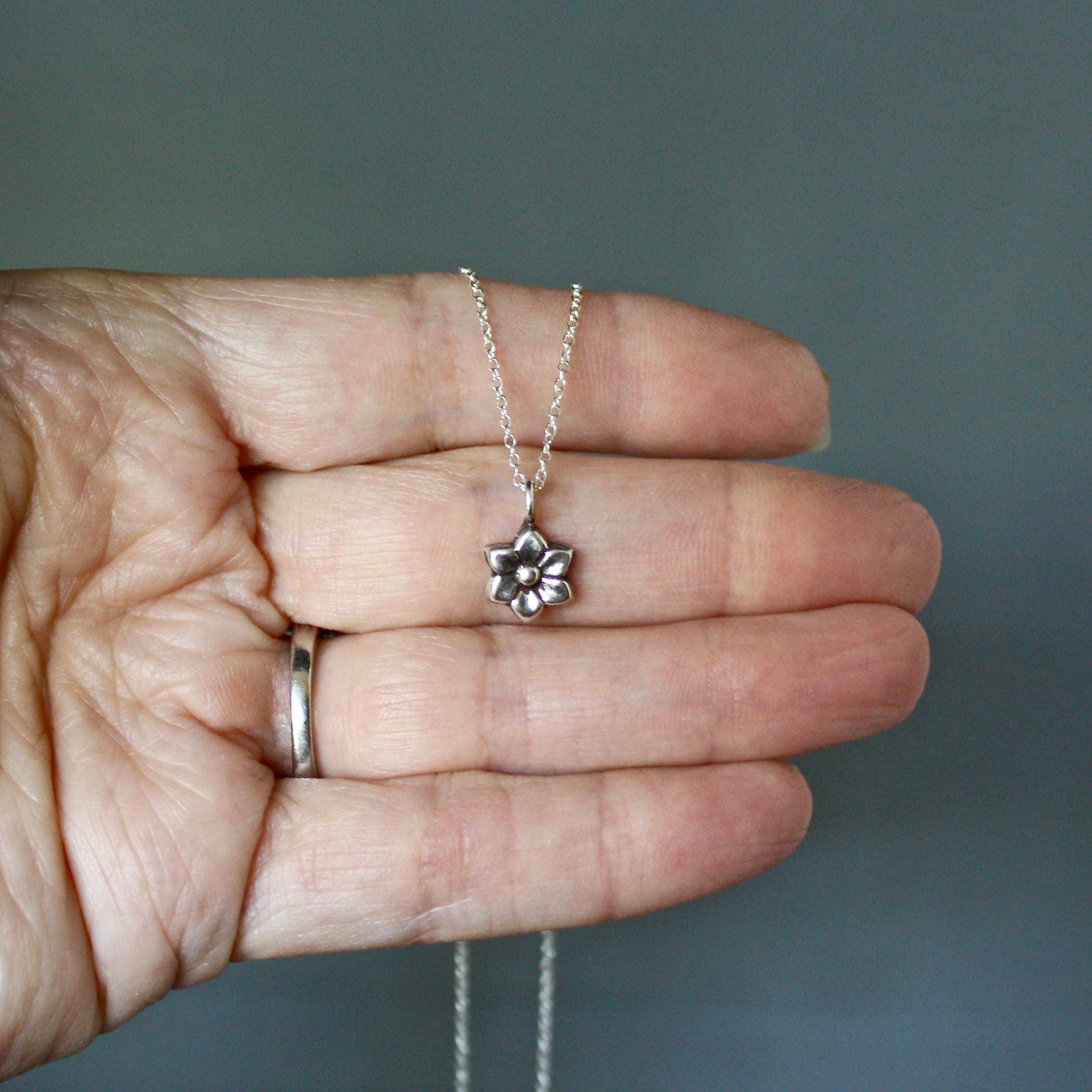 Petite Bali Sterling Silver Flower Charm Pendant Necklace