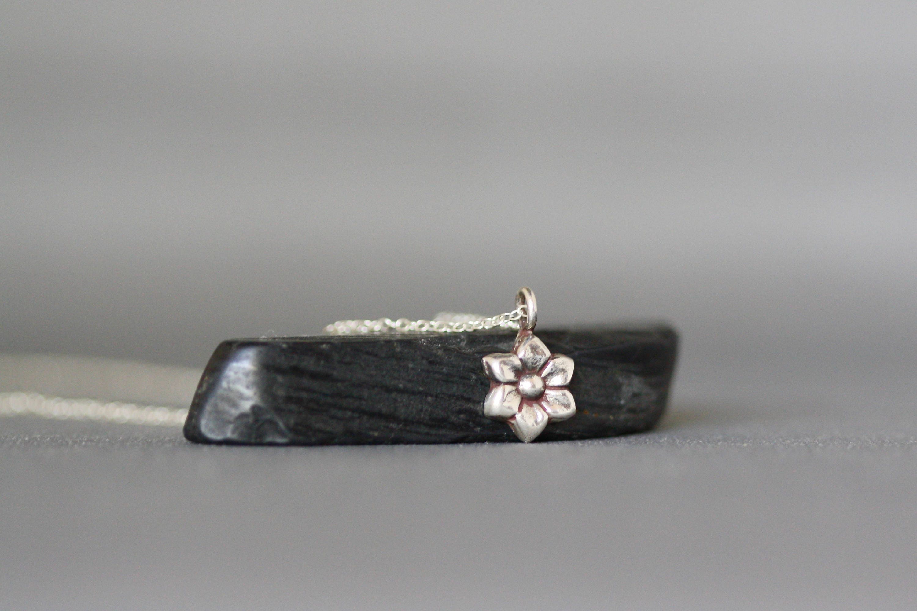 Petite Bali Sterling Silver Flower Charm Pendant Necklace