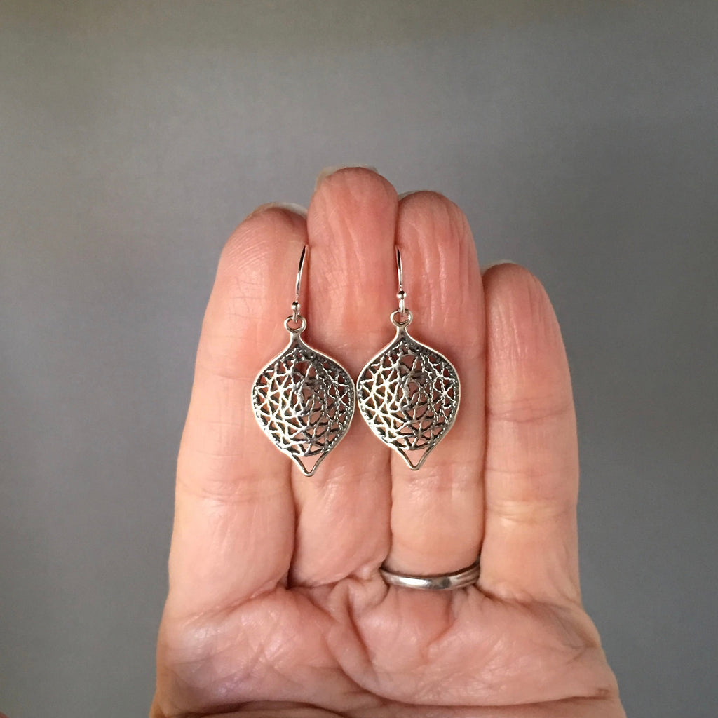 Bali Silver Wavy Filigree Dangle Earrings