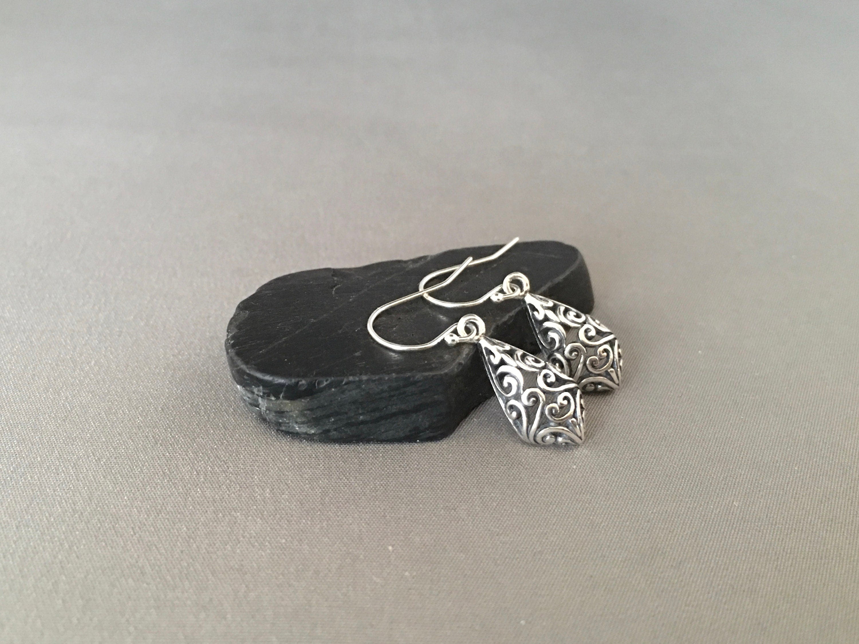 Oxidized Bali Sterling Silver Filigree Dangle Earrings
