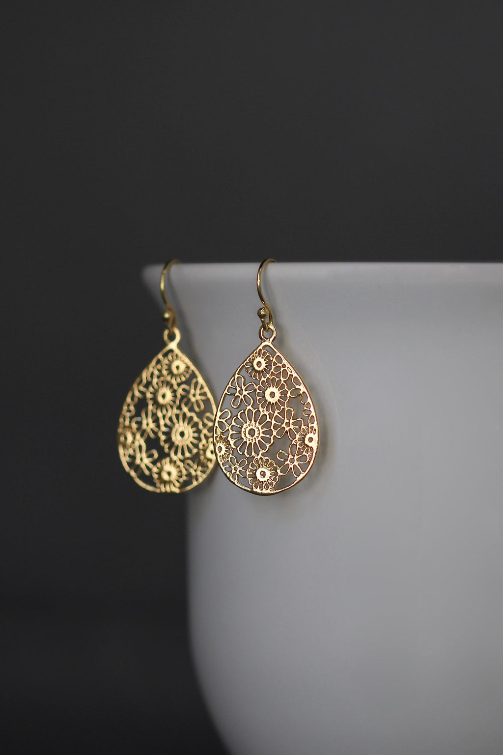 Gold Vermeil Filigree Teardrop Flower Dangle Earrings