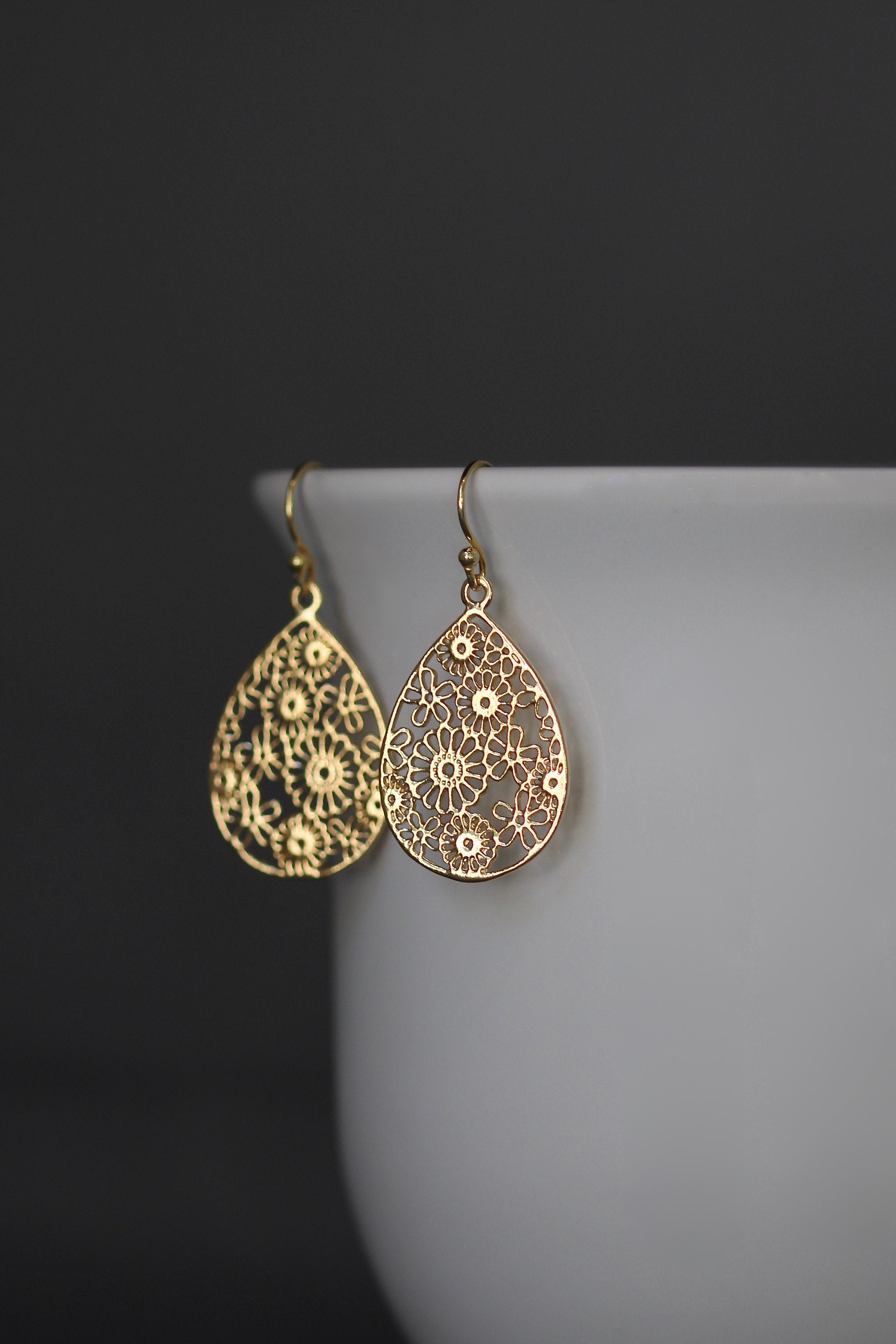 Gold Vermeil Filigree Teardrop Flower Dangle Earrings
