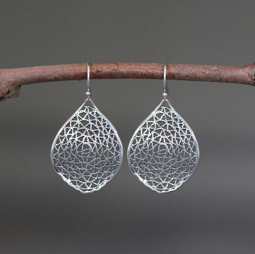 Bali Sterling Silver Wavy Filigree Dangle Earrings