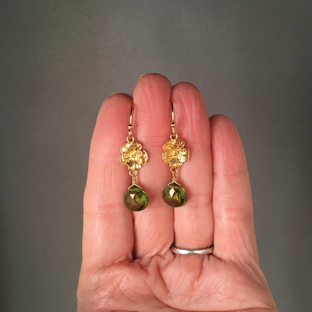 Peridot Quartz Teardrop Dangle Earrings on Gold Vermeil Flower Links