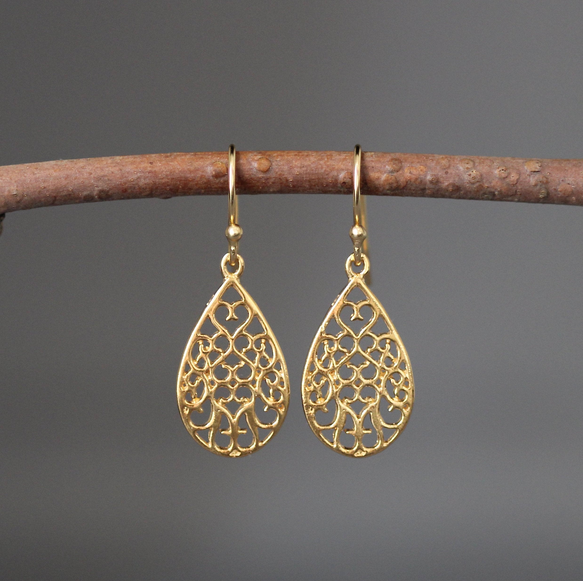 Gold Vermeil Filigree Teardrop Dangle Earrings