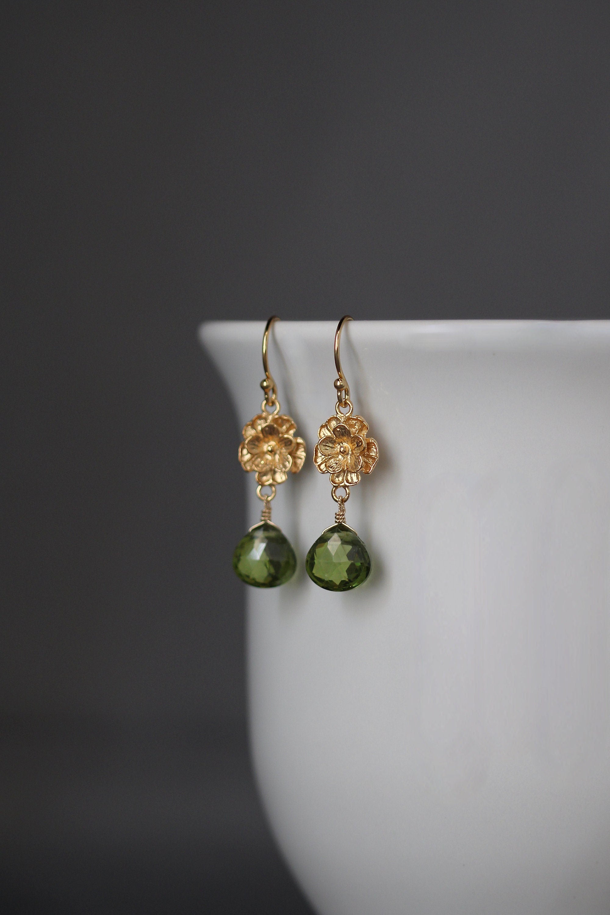 Peridot Quartz Teardrop Dangle Earrings on Gold Vermeil Flower Links