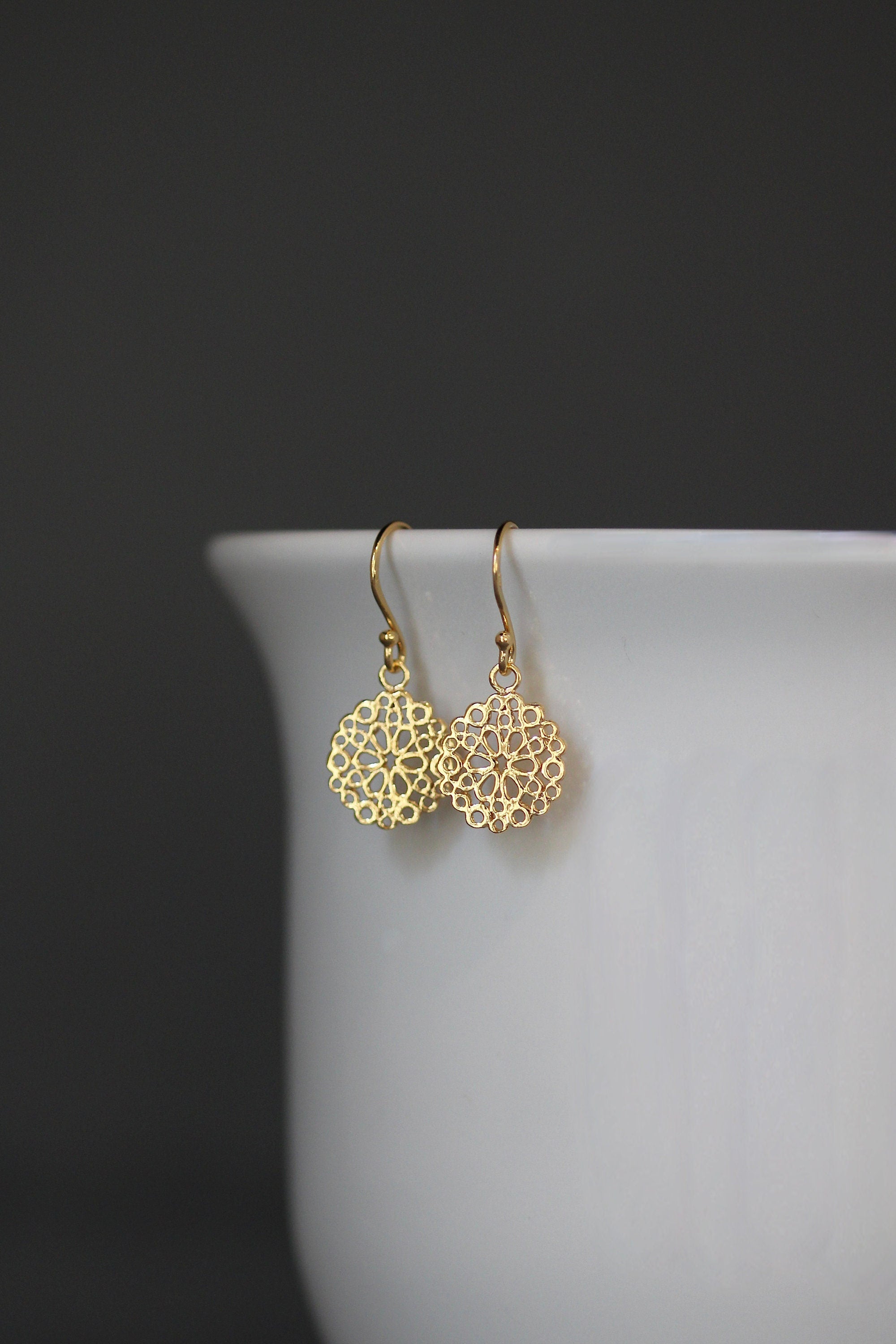 Gold Vermeil Filigree Round Flower Dangle Earrings