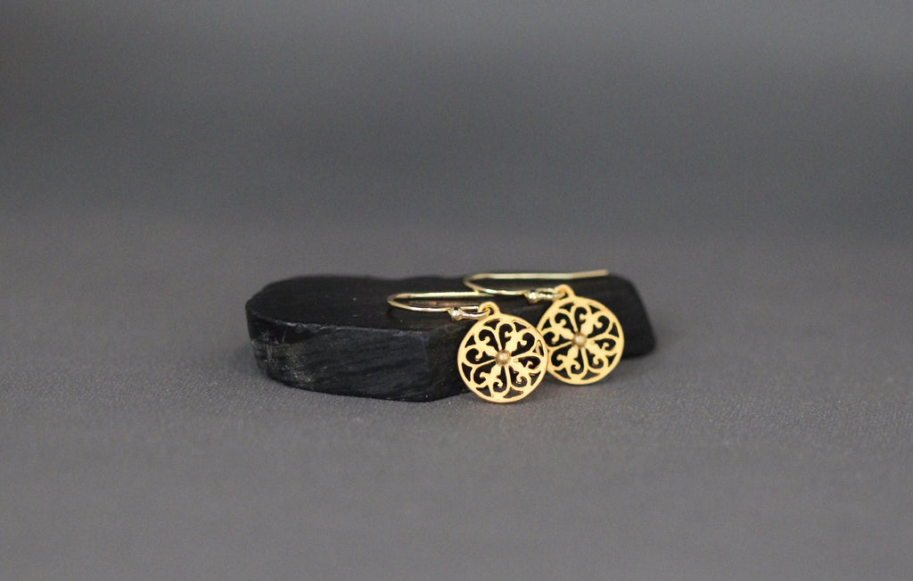 Small Round Matte Gold Vermeil Filigree Dangle Earrings