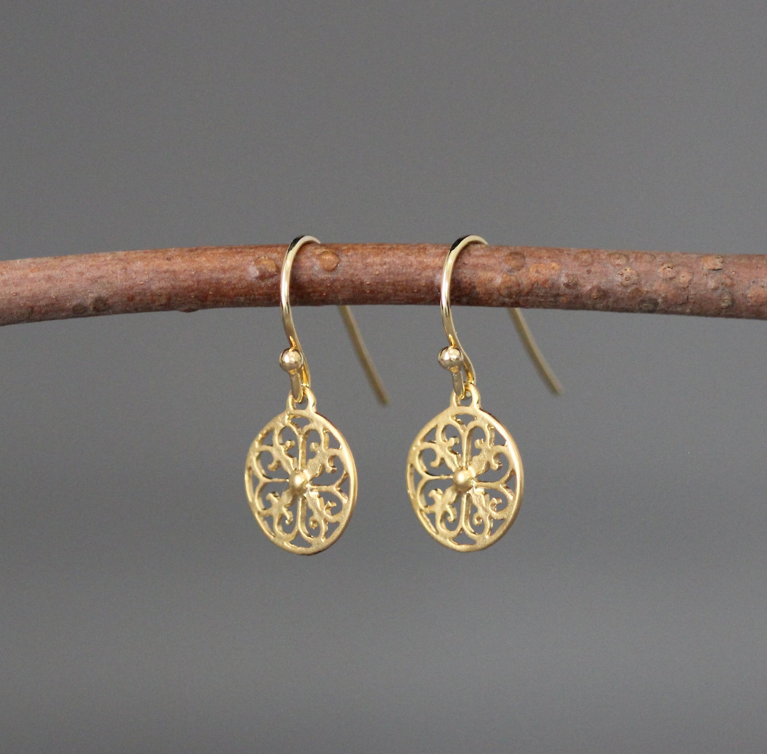 Small Round Matte Gold Vermeil Filigree Dangle Earrings