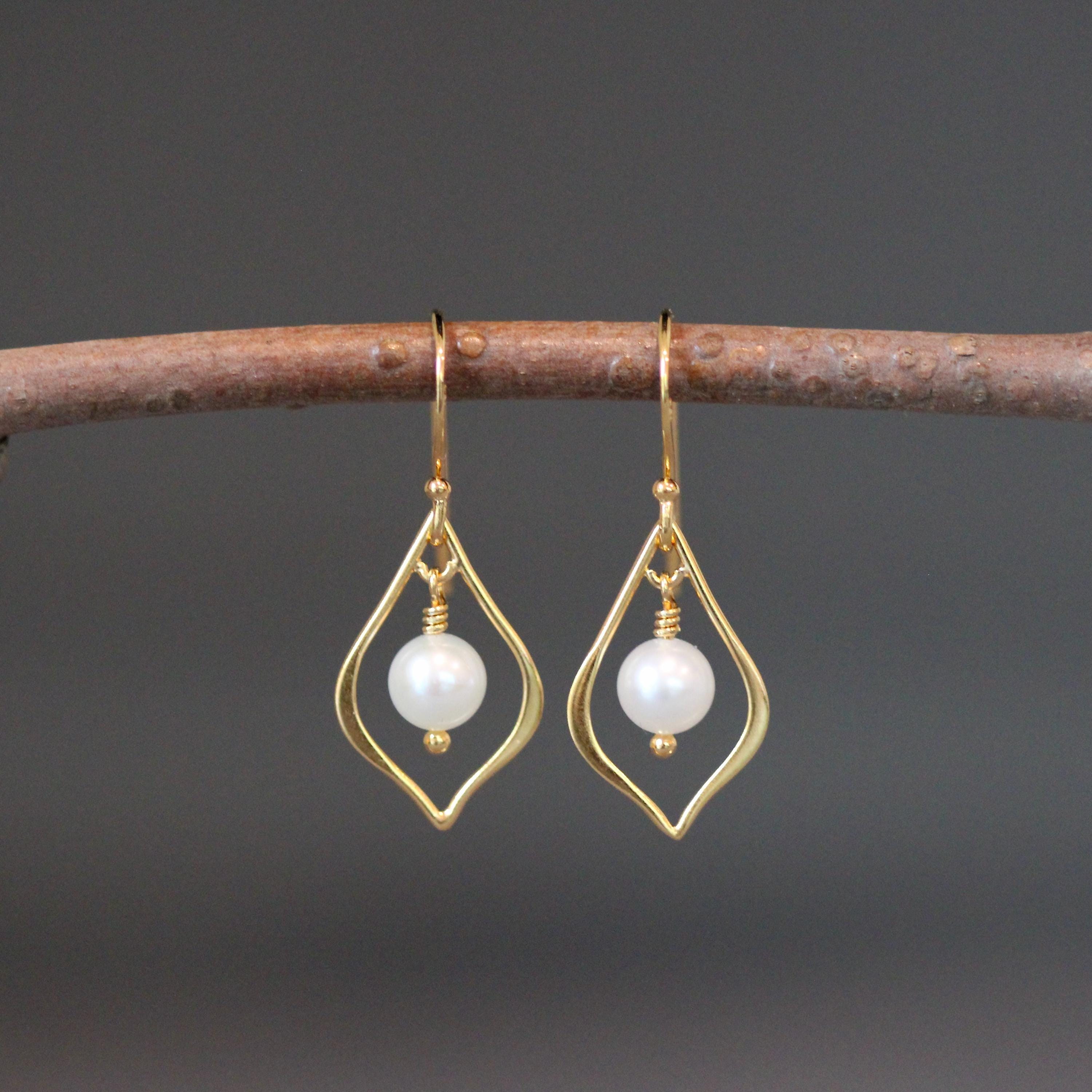 Freshwater Pearl Dangle Earrings on Matte Gold Vermeil Frame Links