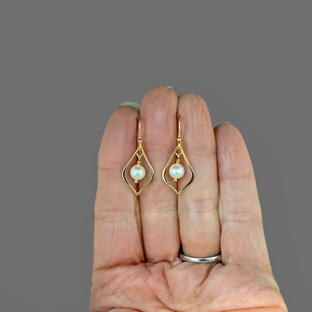 Freshwater Pearl Dangle Earrings on Matte Gold Vermeil Frame Links