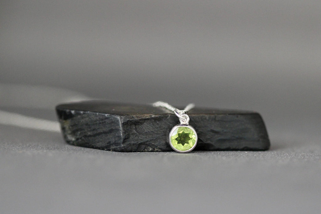 Peridot Bezel Pendant Necklace in Sterling Silver