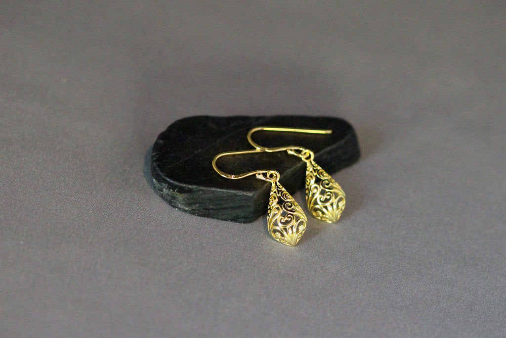 Bright Gold Vermeil Filigree Dangle Earrings