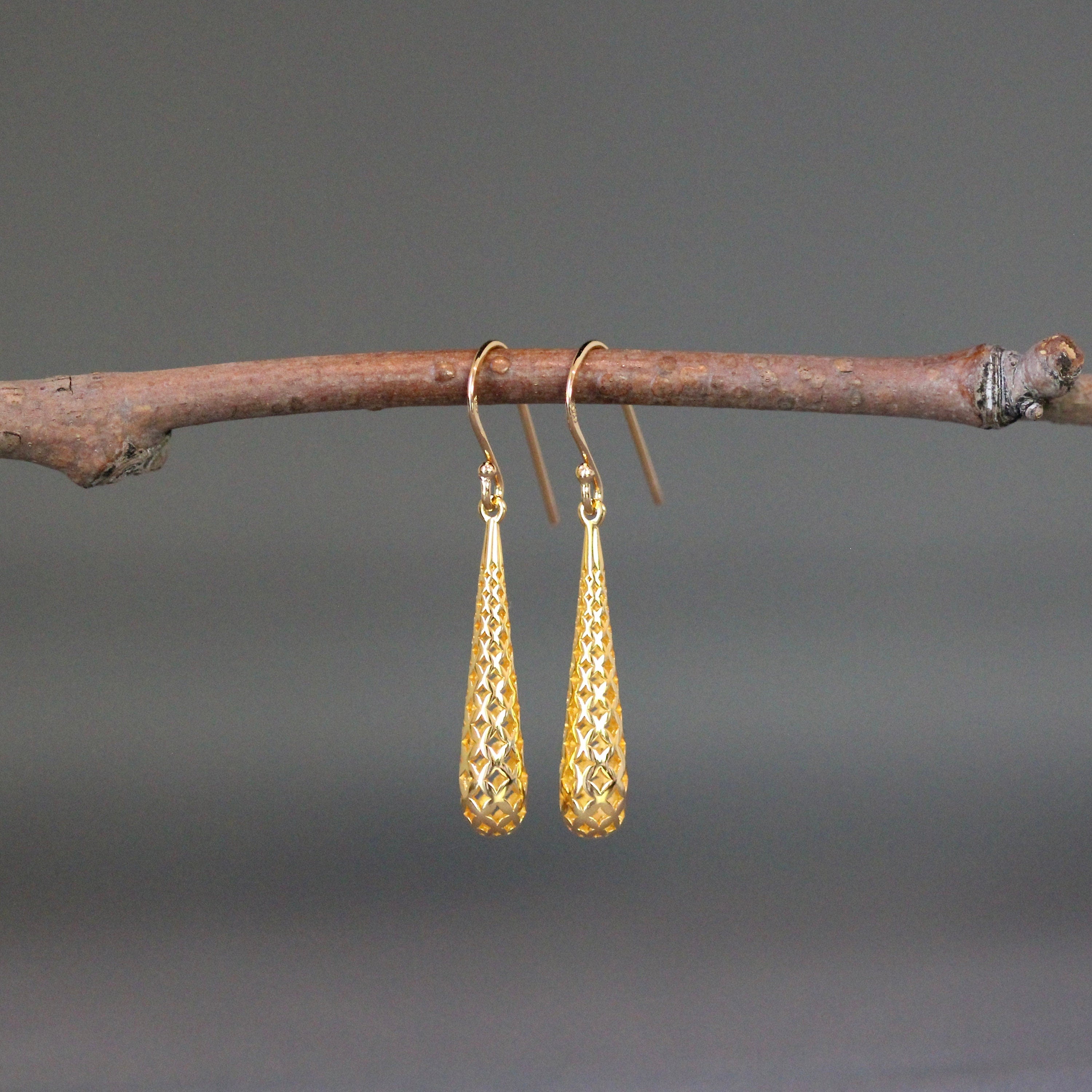 Long Shiny Gold Vermeil Filigree Teardrop Dangle Earrings