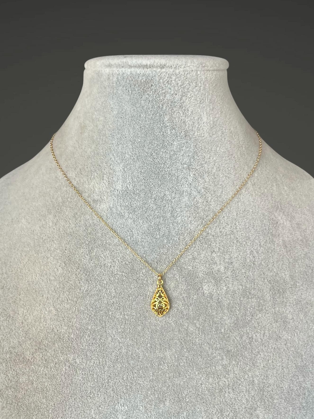 Gold Vermeil Filigree Pendant Necklace