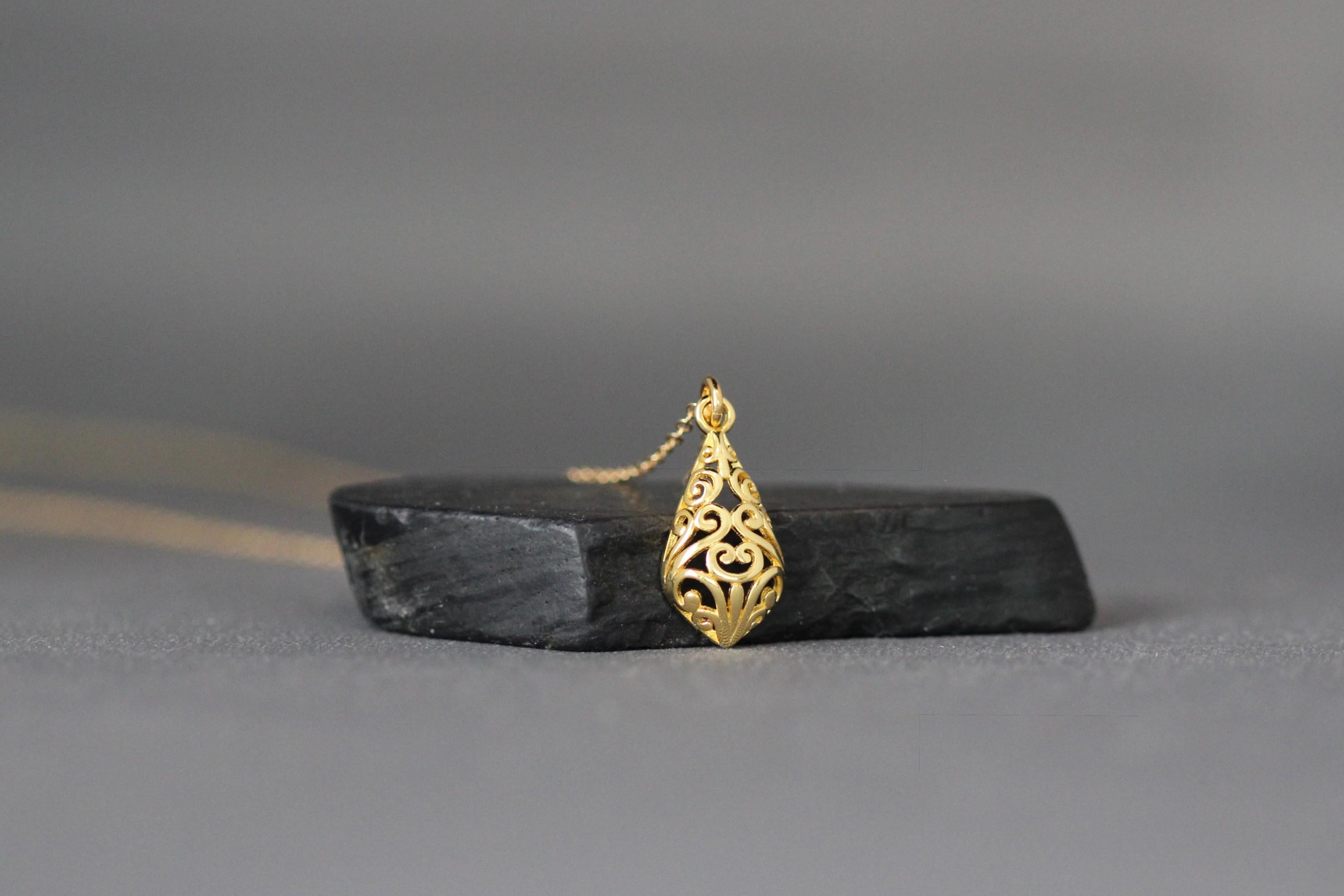 Gold Vermeil Filigree Pendant Necklace
